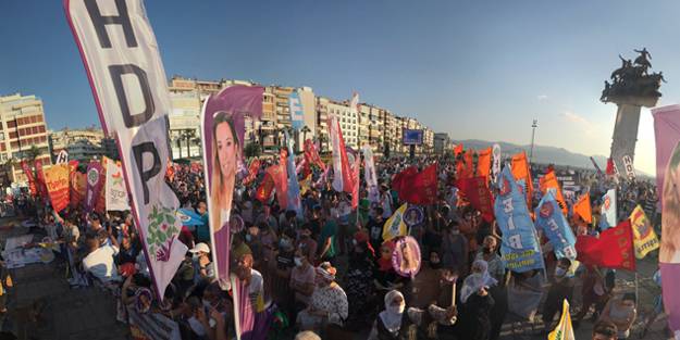 HDP ile ortak miting yapan CHP Kandil'e selam çaktı!
