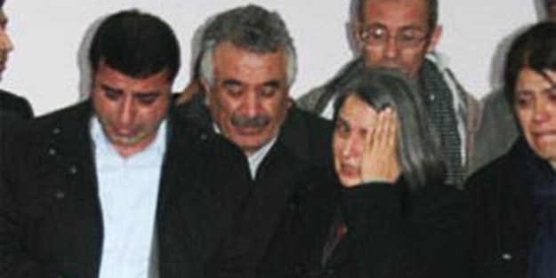 HDP kapatılmayı çoktan hak etti!