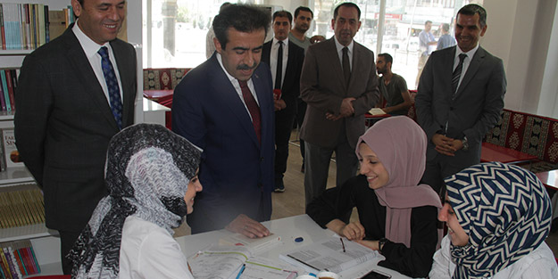 HDP kapattı, atanan kayyım geri açtı