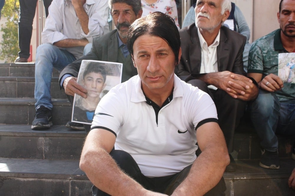 HDP önünde eylem yapan aile sayısı 8’inci günde 19’a yükseldi 