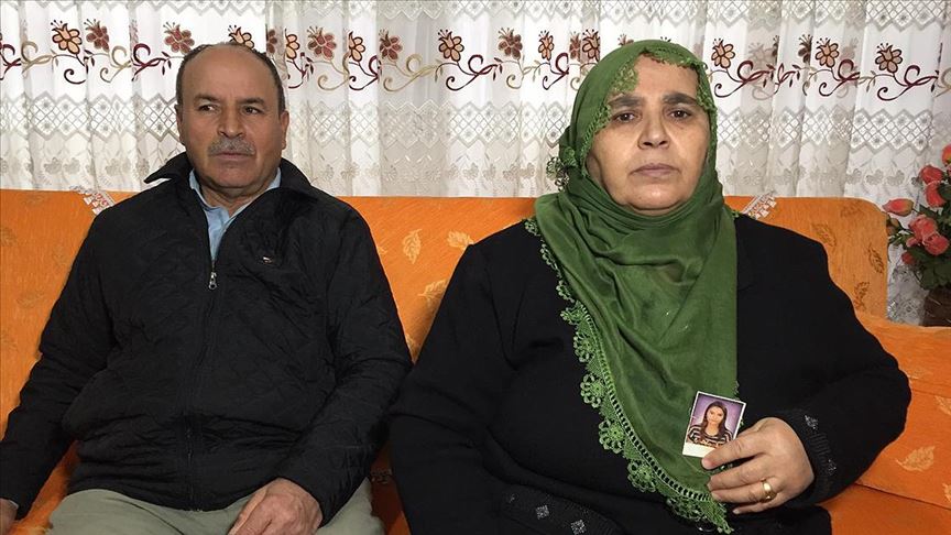 HDP önünde eylem yapan annelerden biri daha evladına kavuştu
