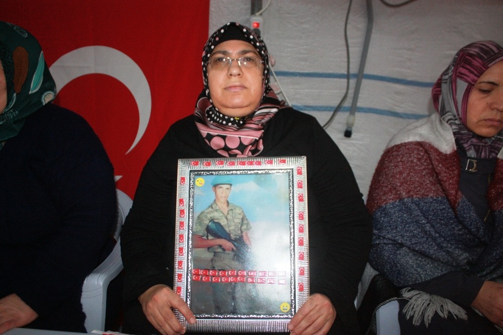 HDP önündeki ailelerin evlat nöbeti 118’inci gününde 