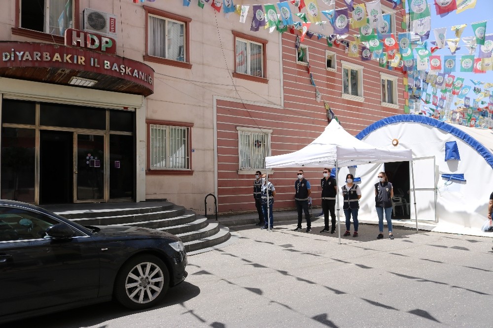 HDP önündeki ailelerin evlat nöbeti 282’nci gününde 