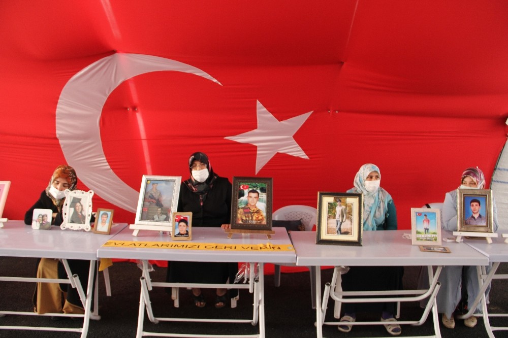 HDP önündeki ailelerin evlat nöbeti 289’uncu gününde 