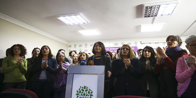 HDP şaşırtmadı! Afrin harekatına 'işgal' dediler