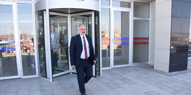 HDP'li belediye başkanı Ayhan Bilgen ifade verdi
