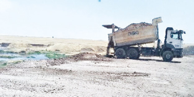 HDP’li belediye biyolojik atığı ortalığa döküyor