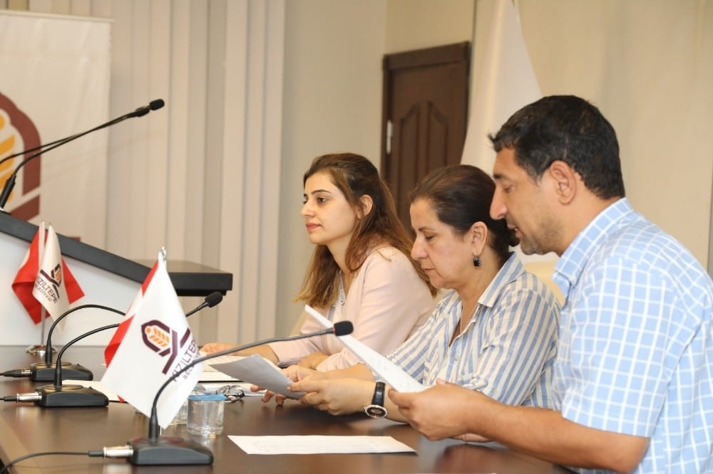 HDP’li belediye meclis üyelerinden AK Parti’li üyelere saldırı iddiası 