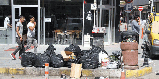 HDP'li Belediye O şehirde çöp toplamıyor