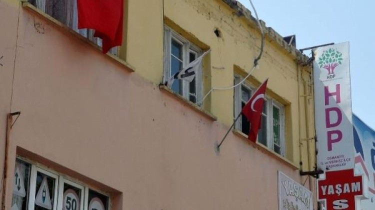 HDP'li eş başkan tutuklandı