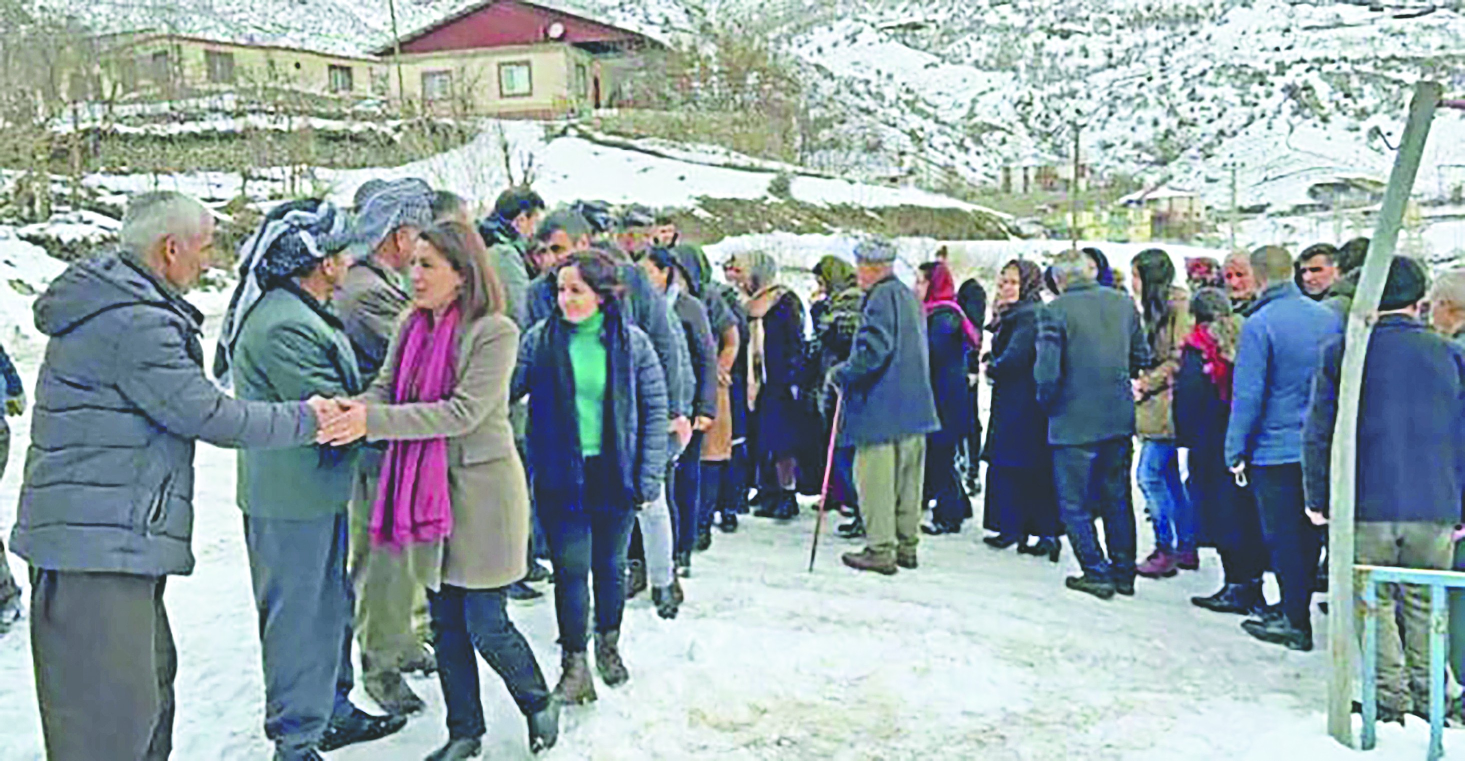 HDP’li milletvekilleri terörist cenazesinde