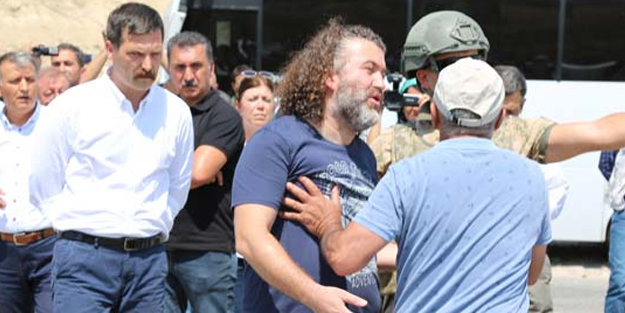 HDP'li teröristler yol kesti! Dağ kadrosunun yöntemlerine geçtiler