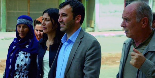 HDP’li vekillerin elini bile sıkmadılar!