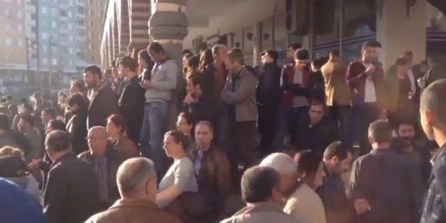 HDP'liler Diyarbakır'da bu sloganı attı!
