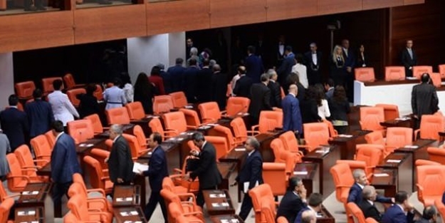 HDP'lilerden terbiyesizlik: Erdoğan geldiğimde...