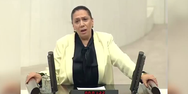 HDP'lilere haddini işte böyle bildirdi: Müslüman olduğunu iddia edenler Kur'an yaktılar!