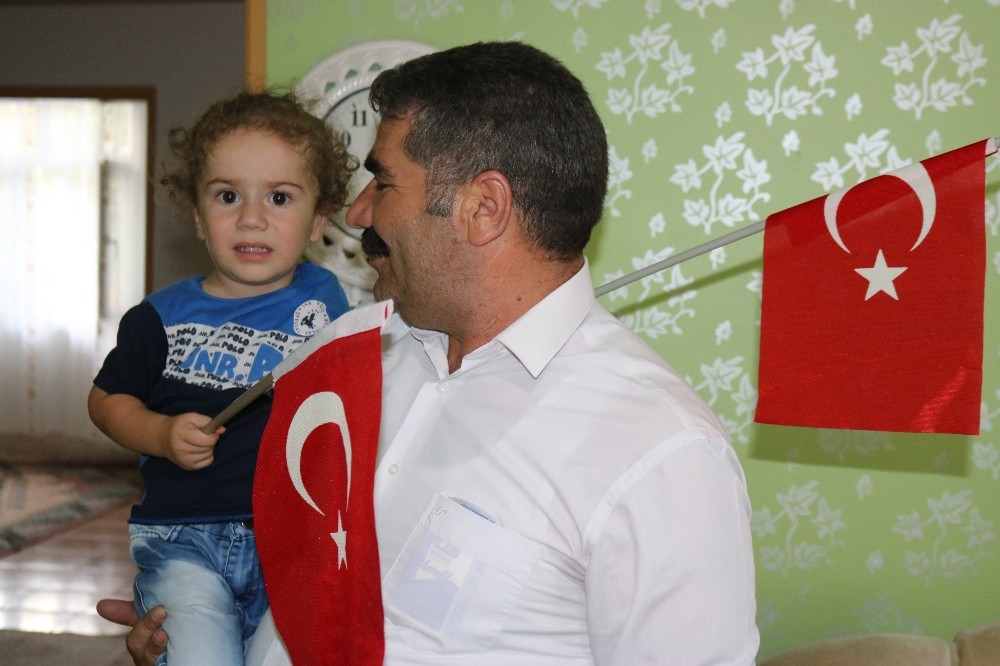 HDP’nin işten çıkardığı şehit yakınları kayyum ile yeniden görevlerine döndü 