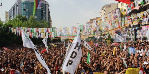 HDP'nin o pankartı büyük tepki çekti