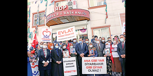 ‘HDP’nin ön kapısı Meclis’e arka kapısı Kandil’e çıkıyor’