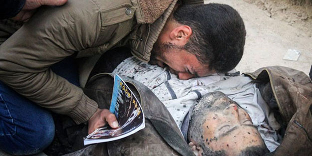 Hedefte yardım TIR’ları ve siviller var