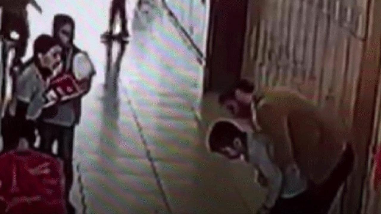 Heimlich manevrasıyla kurtardı! Cizre'de okul müdürü öğrenciye böyle müdahale etti!