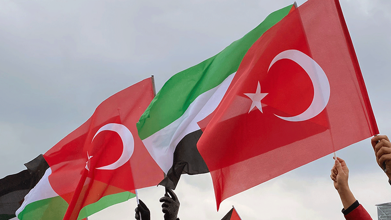 Elazığ ve Gazze el ele