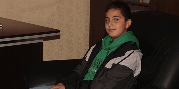 Helal olsun sana! 10 yaşındaki çocuktan adamlık dersi