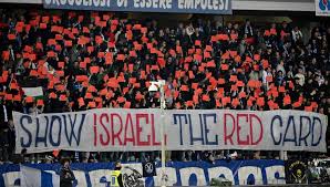 Helal olsun size! Tribünlerden siyonist İsrail’e kırmızı kart