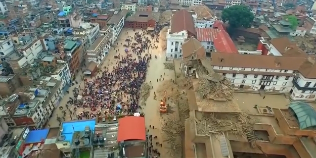 Helikopter çekimiyle Nepal'deki yıkım