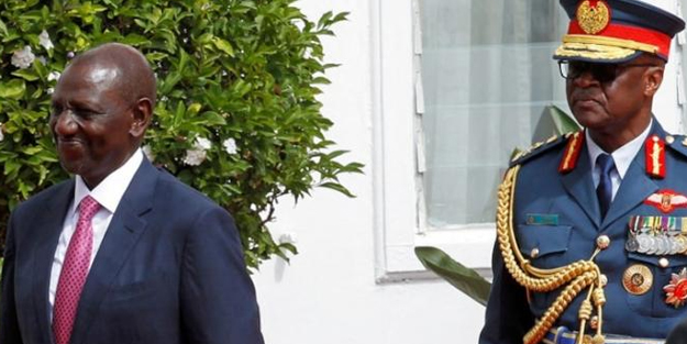 Helikopter düştü! Genelkurmay başkanı öldü iddiası...