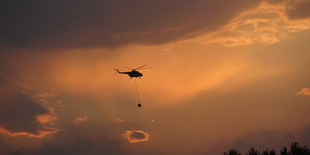 Helikopterlerin biri inip biri kalkıyor! Ciğerlerimiz yanmaya devam ediyor