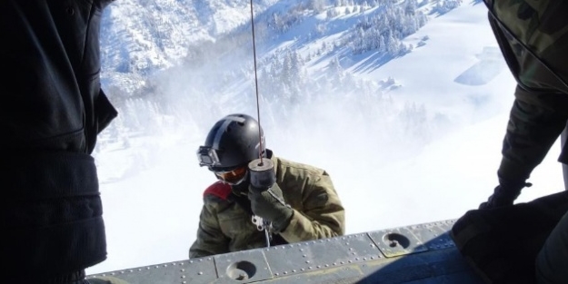 Helikopterli kurtarma operasyonu