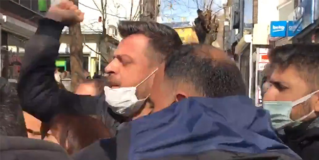Boğaziçi provokatörleri görme yetisi de kaybetti! Polisimize yumruk atan bu 'terörist' yakalansın