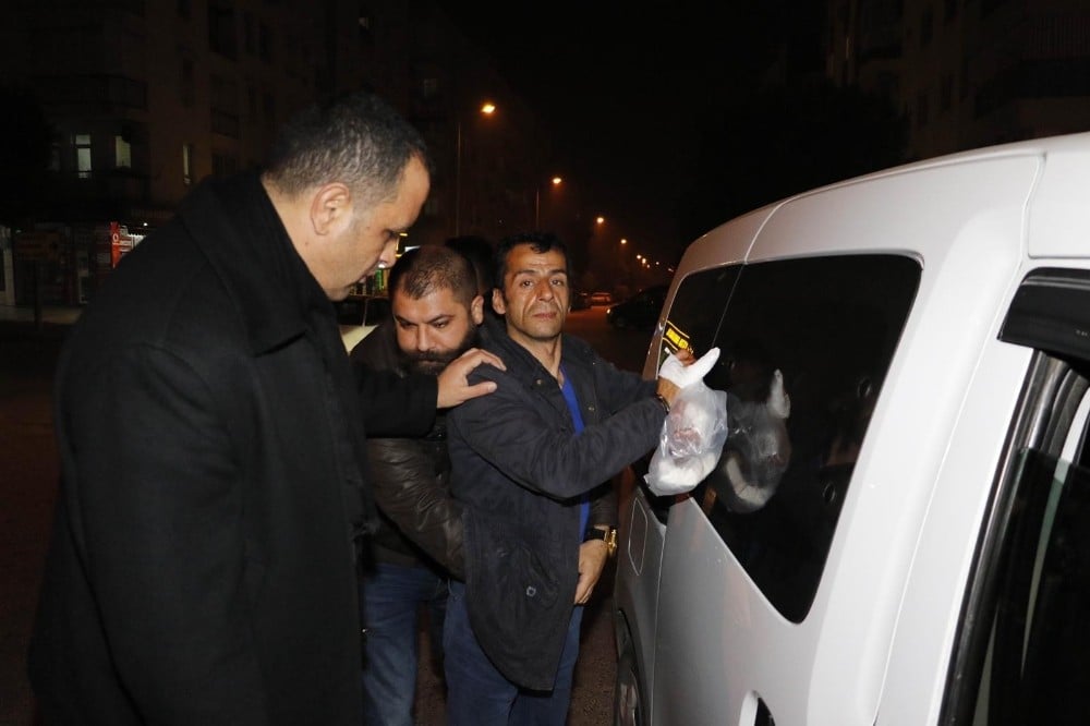 Hem eşini hem yanındaki adamı öldüren koca 10. kez hakim karşısında 