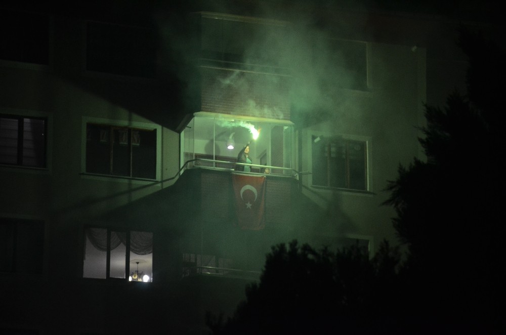 Hem kutladılar hem dua ettiler 