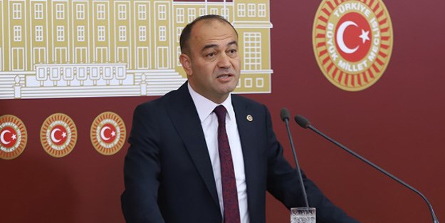 Hem otobüsler yollarda kalıyor hem de ihale alıyor! Özgür Karabat bağlantılı şirkete bir ödül daha