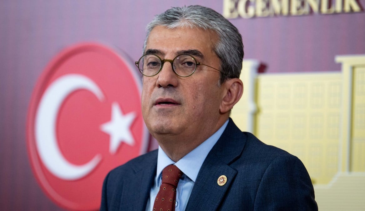 Hem rüşvet alıyorlar hem seçim istiyorlar! Günaydın Gökhan, Üsküdar’da sabah oldu