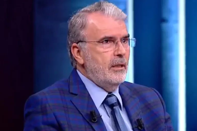 Hem seçmene hem de ülkeye yazık oluyor! Bu yolun sahipleri, emperyal güçlere teslim olmuş ve Türkiye'nin birliğine kastetmiş siyasetçilerdir