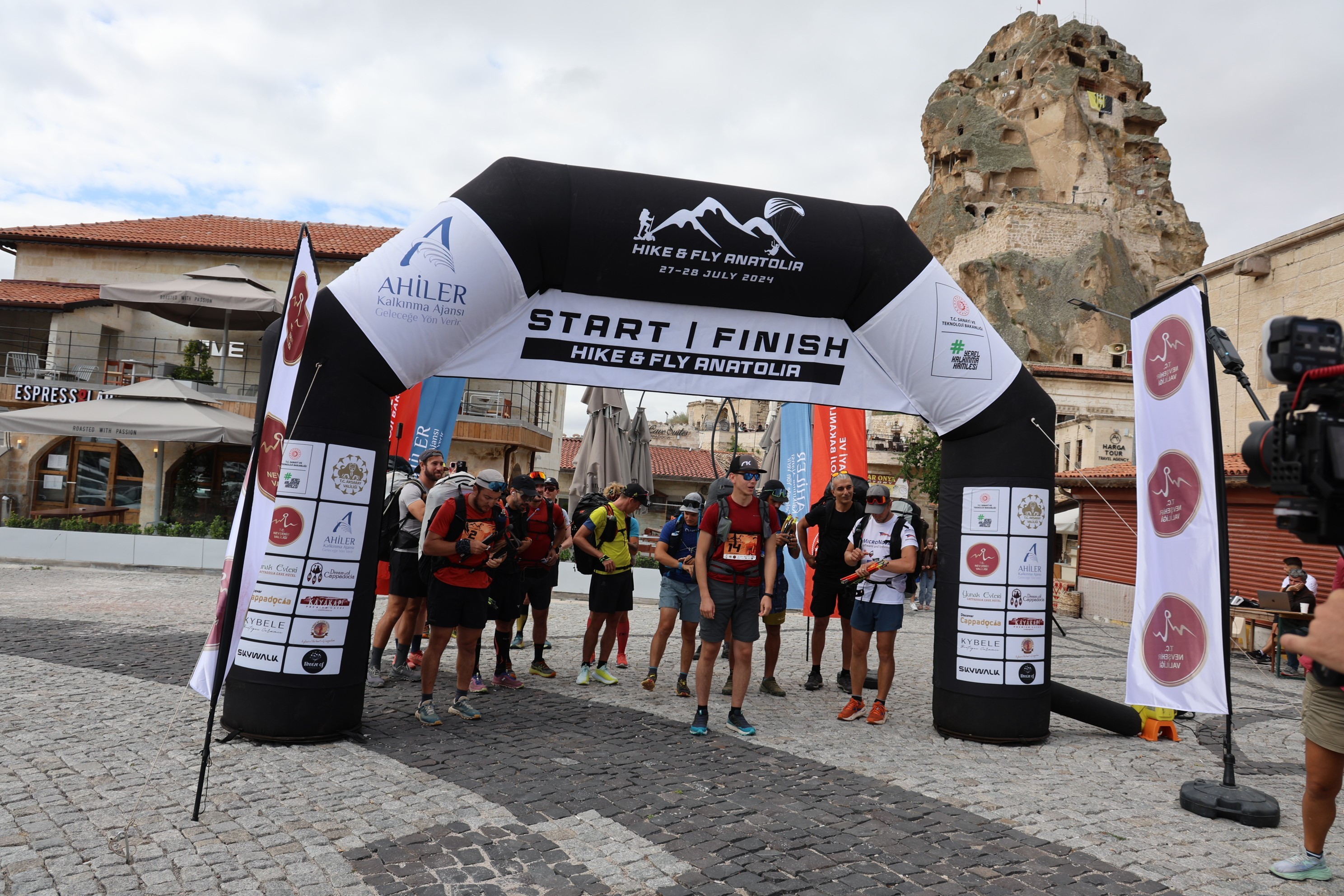 Hem yeryüzünde, hem gökyüzünde yarıştılar