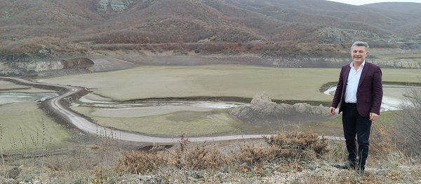 Hem zamandan hem yakıttan tasarruf... Sular çekildi 18 köyün yolu kısaldı