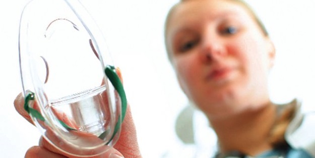 Hemen bıçak altına yatmayın!