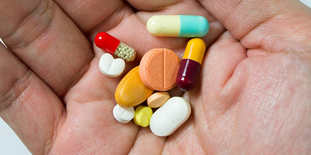 Hemen güvenip yutmayın! Ek vitaminler kansere sebep olabiliyor