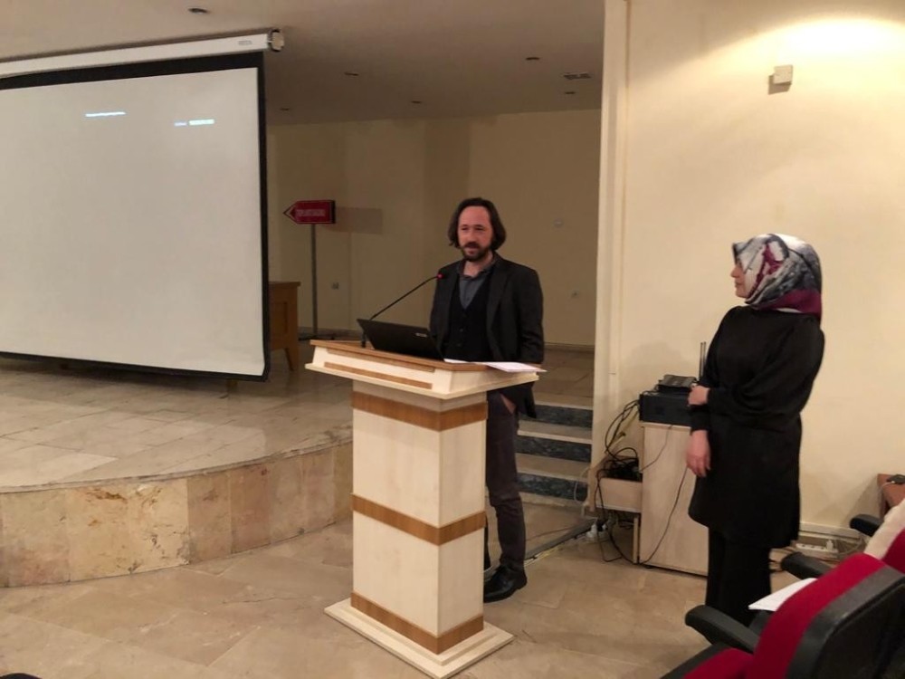 Hemşireler yoğun bakım sertifikalarını aldılar 