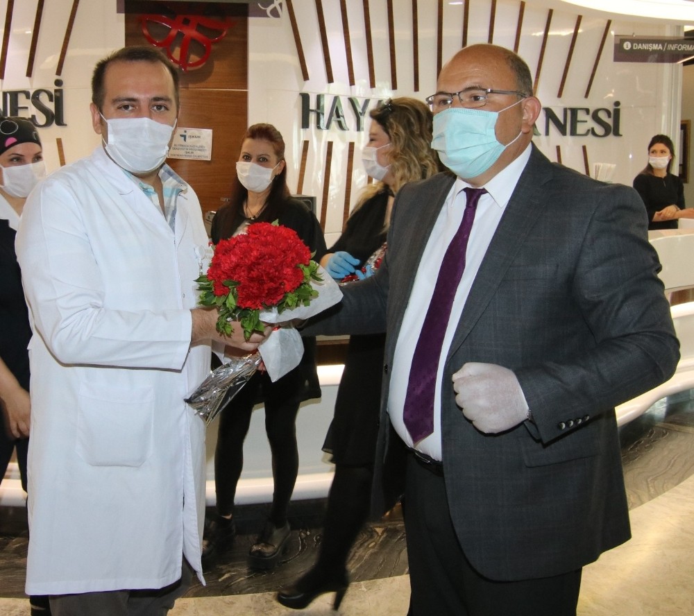 Hemşirelere nazik kutlama 