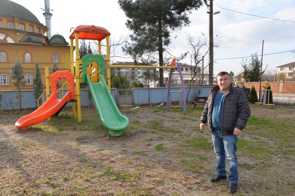 Hendek Belediyesi hizmetleri vatandaşın yüzünü güldürdü 