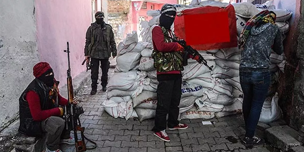 Hendekçileri göreve iade sözü veren biz miydik?