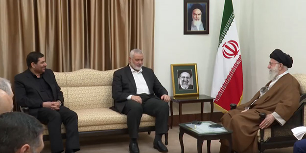 Heniyye'den Hamaney'e taziye ziyareti!