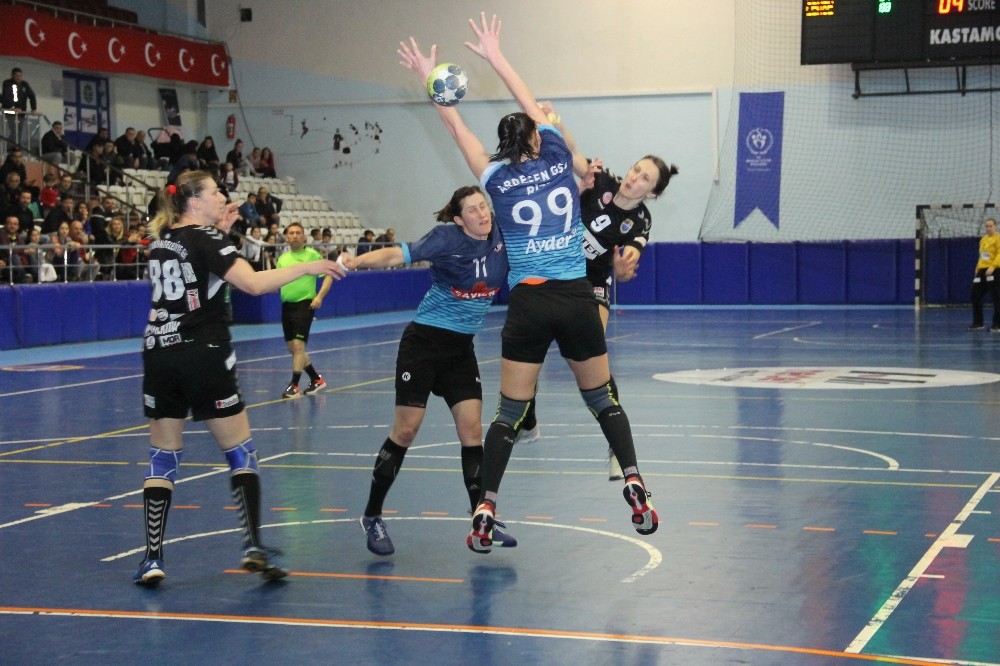 Hentbol Kadınlar Türkiye Kupası: Kastamonu Belediyespor: 27 - Ardeşen Gençlik: 25 