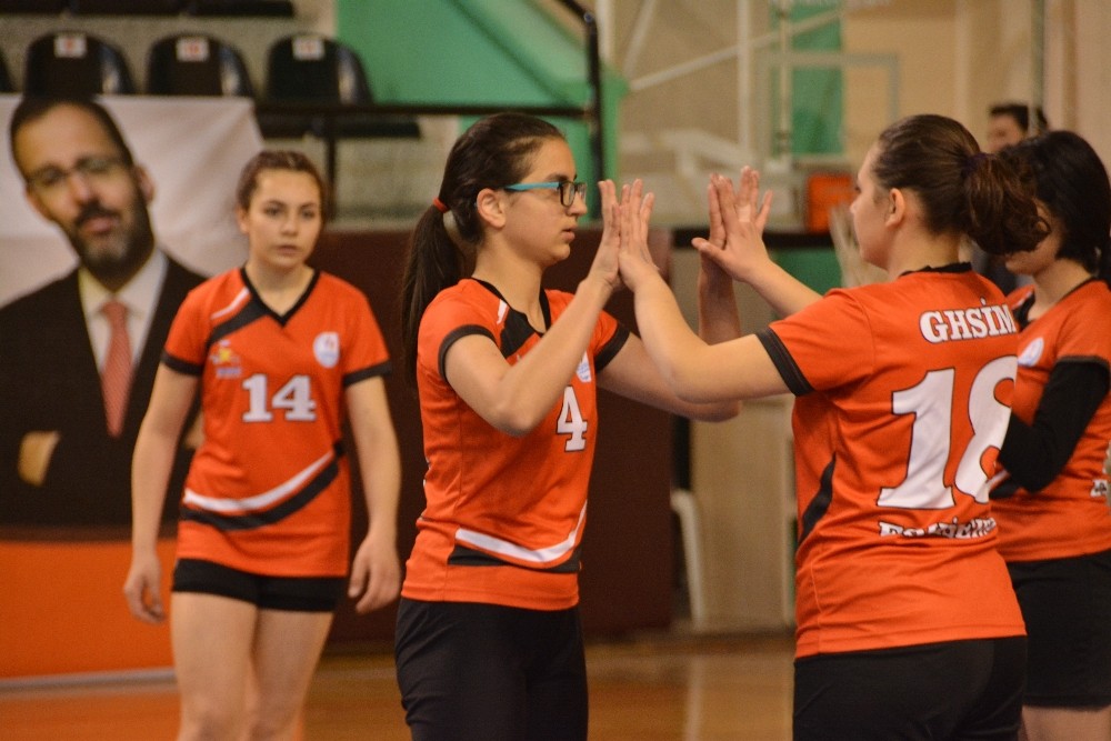 Hentbolda finalistler belli oldu 