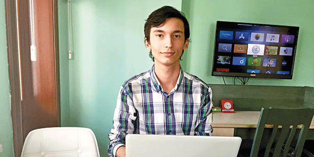 Henüz 16 yaşında… Dünya devinin açığını buldu, ödülü kaptı!